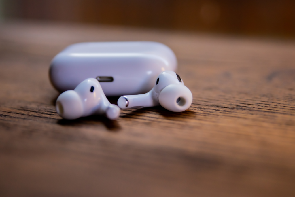 Can I wear Airpods Pro in The Shower? – Decortweaks