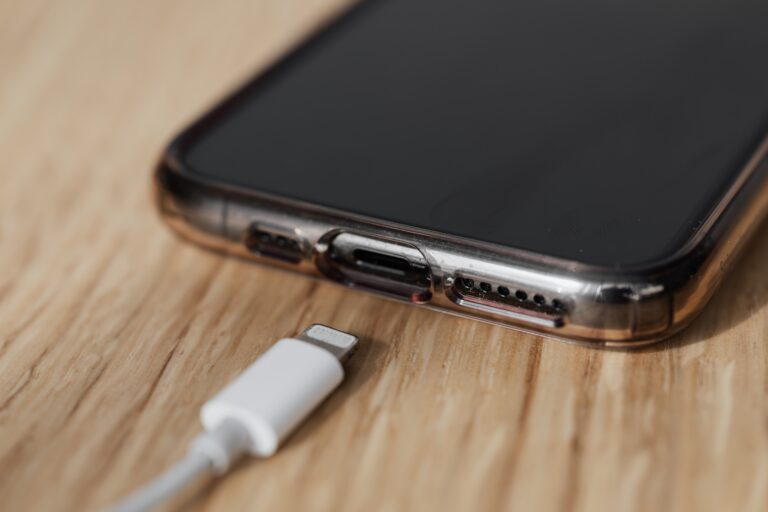 How Many Times Should You Charge Your Phone A Day Decortweaks