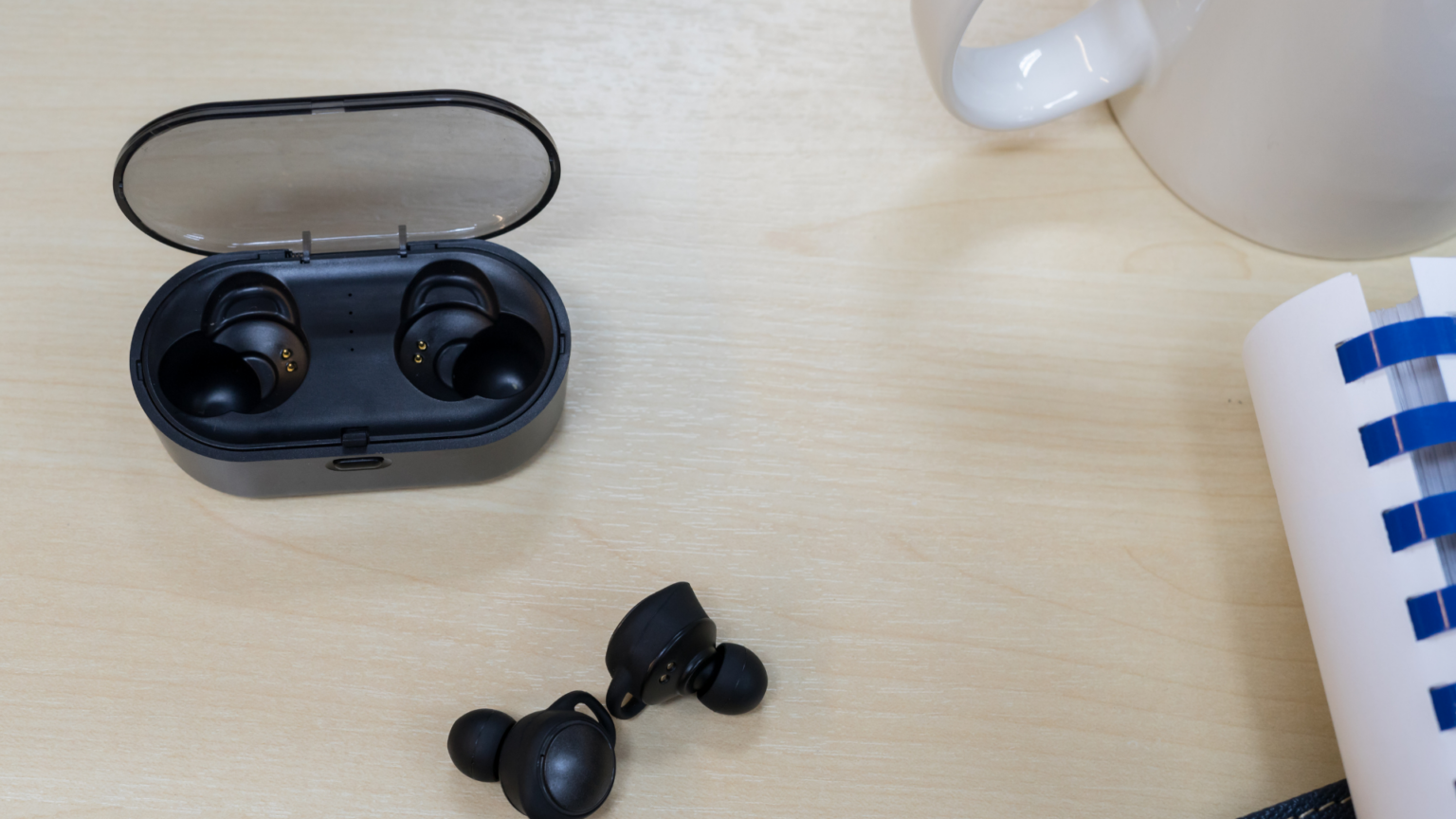 Why Are My Skullcandy Headphones Flashing Blue And Red? Answered