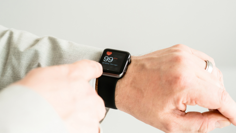 when-should-you-charge-your-apple-watch-decortweaks