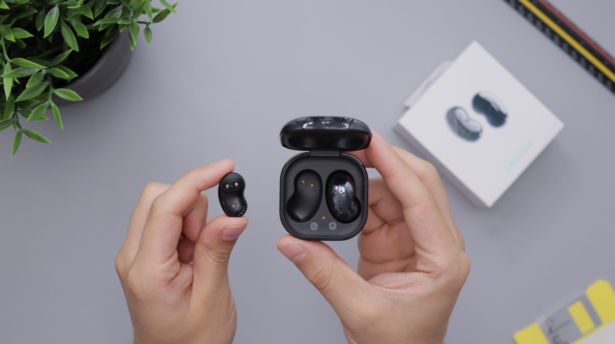 how long does galaxy buds 2 pro take to charge