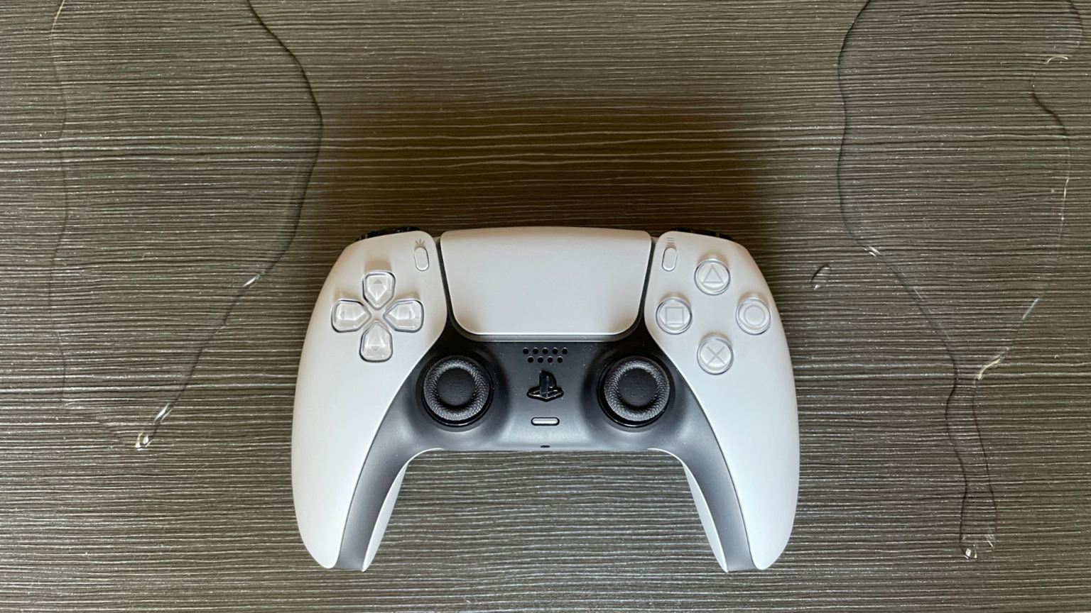 What Happens if Your PS5 Controller Gets Wet? (And How Do You Fix it