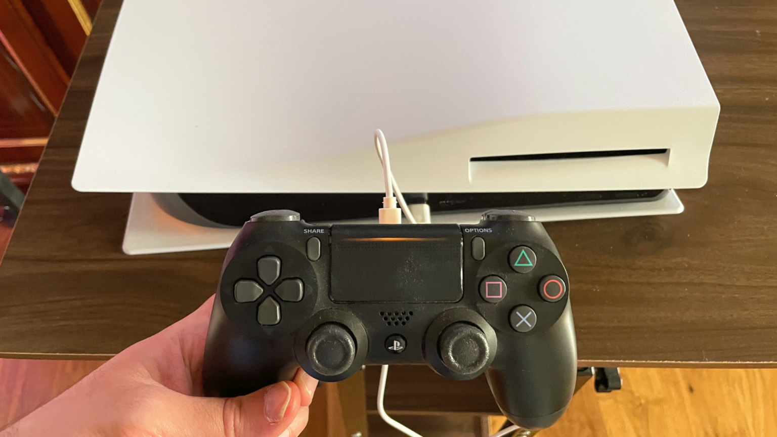 How Long Does It Take a PS4 Controller to Charge? Decortweaks