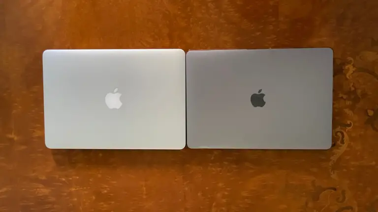 MacBook Silver VS Space Grey - Here's How to Pick | Decortweaks