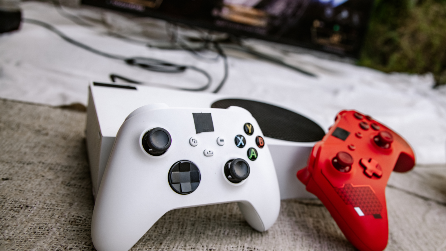 How to Connect Xbox with Cable A Simple Guide Decortweaks