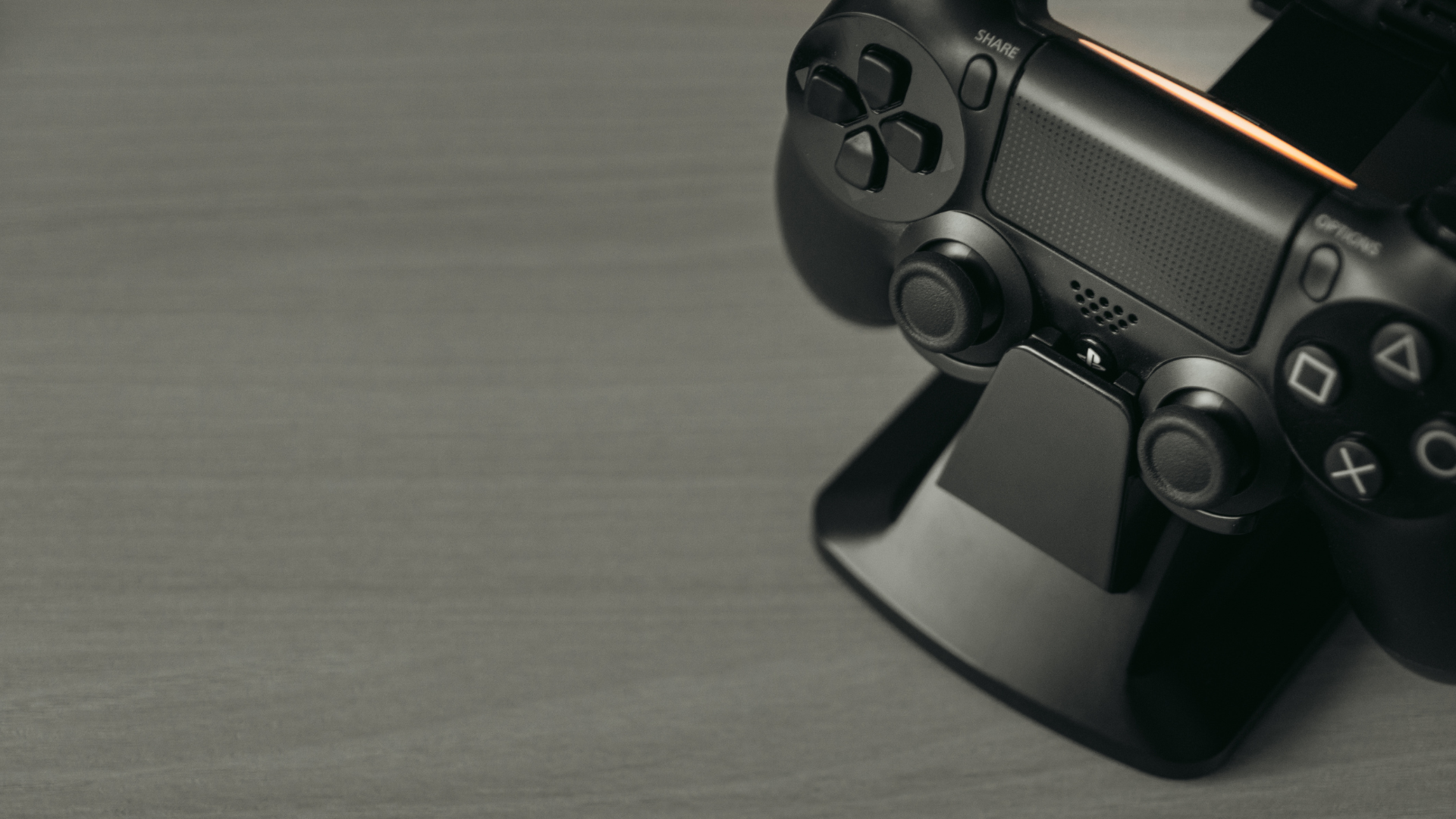 What Type of Charger Does a PS4 Controller Use? The Essential Guide Decortweaks