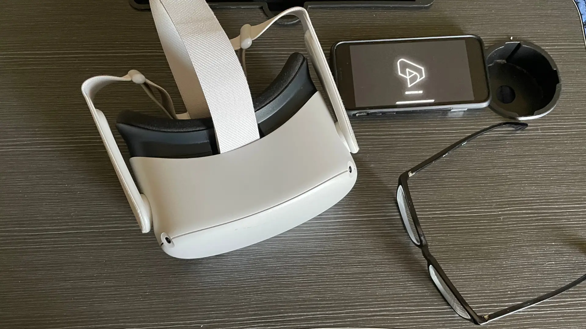 How To Wear Glasses Appropriately With The Oculus Quest 2