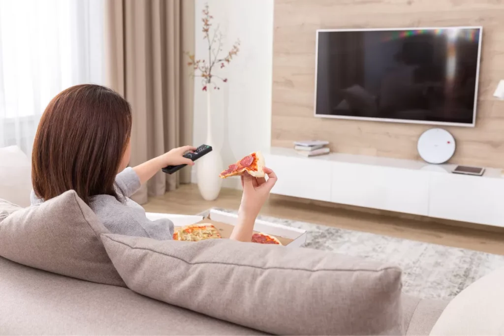 Samsung TVs Come With Mounting Screws