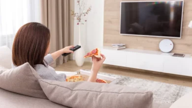 Samsung TVs Come With Mounting Screws