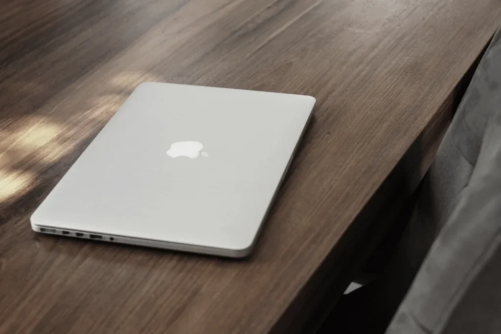 Mac book